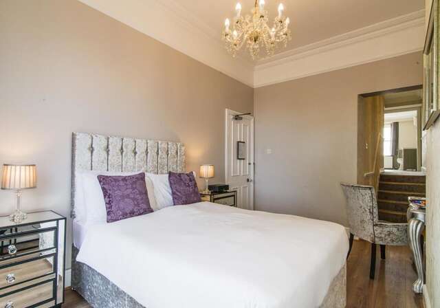 Отель Charleville Lodge Hotel Дублин-4